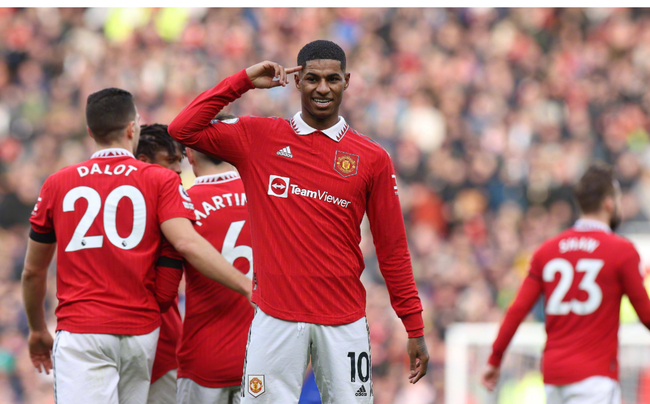 泽马对昔日 泽马对昔日